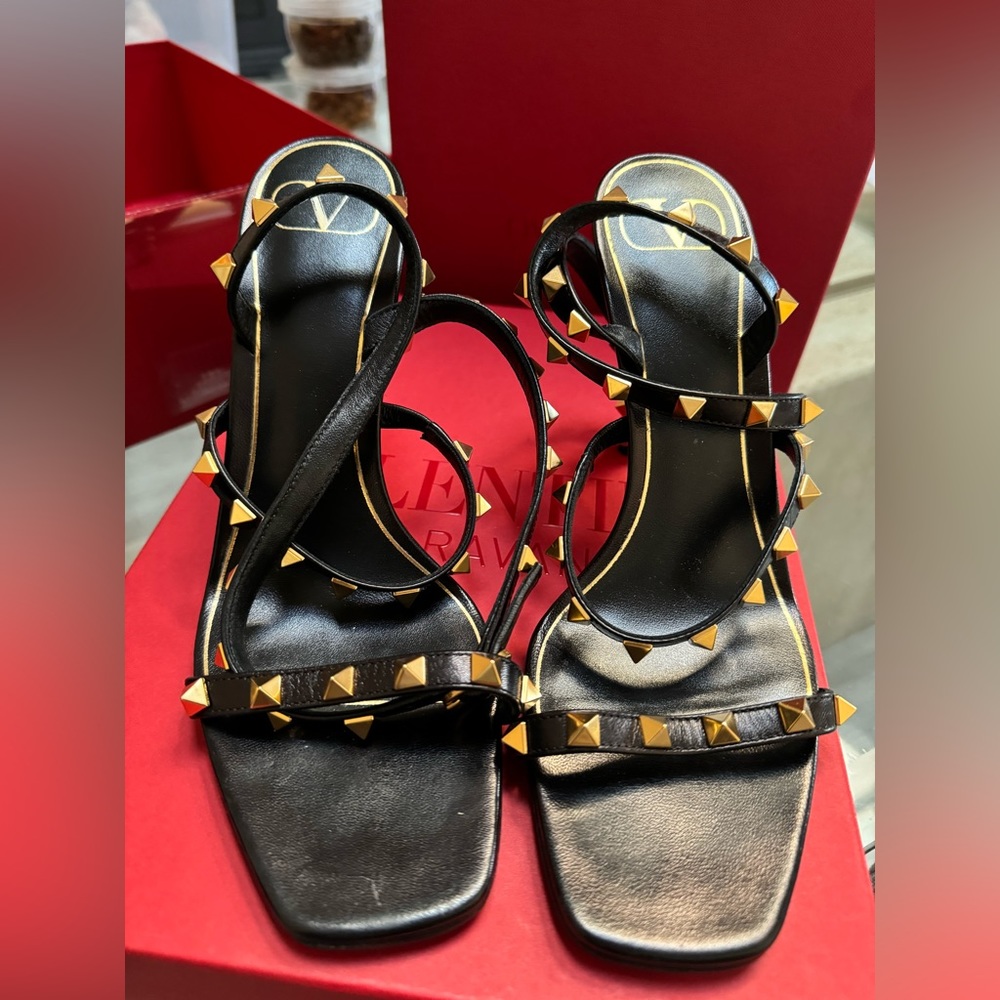 Authentic Valentino Sandal Heels sz 37